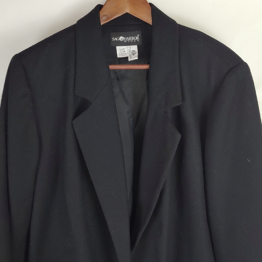 Contemporary Wool Sag Harbor Blazer Coat - Picture 3 of 5